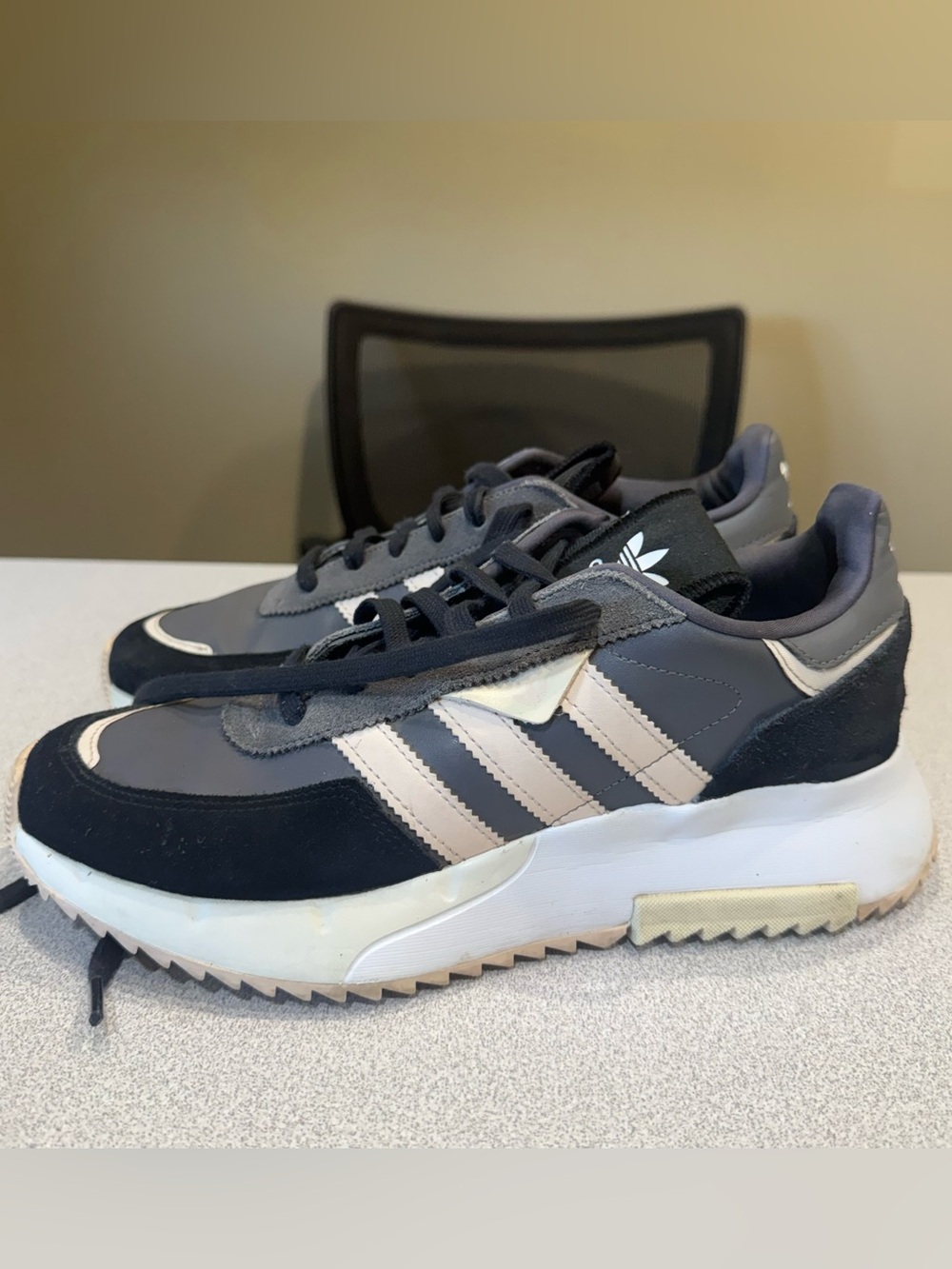 Adidas RETROPY F2 SHOES Women’s Size 9 Grey Five / Wonder Quartz / Carbon - Picture 3 of 7